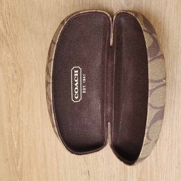 Coach Brown Monogram Hard sunglasses Case - Picture 5 of 7